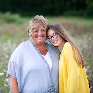 Meet your Poshers, Megan and Heather